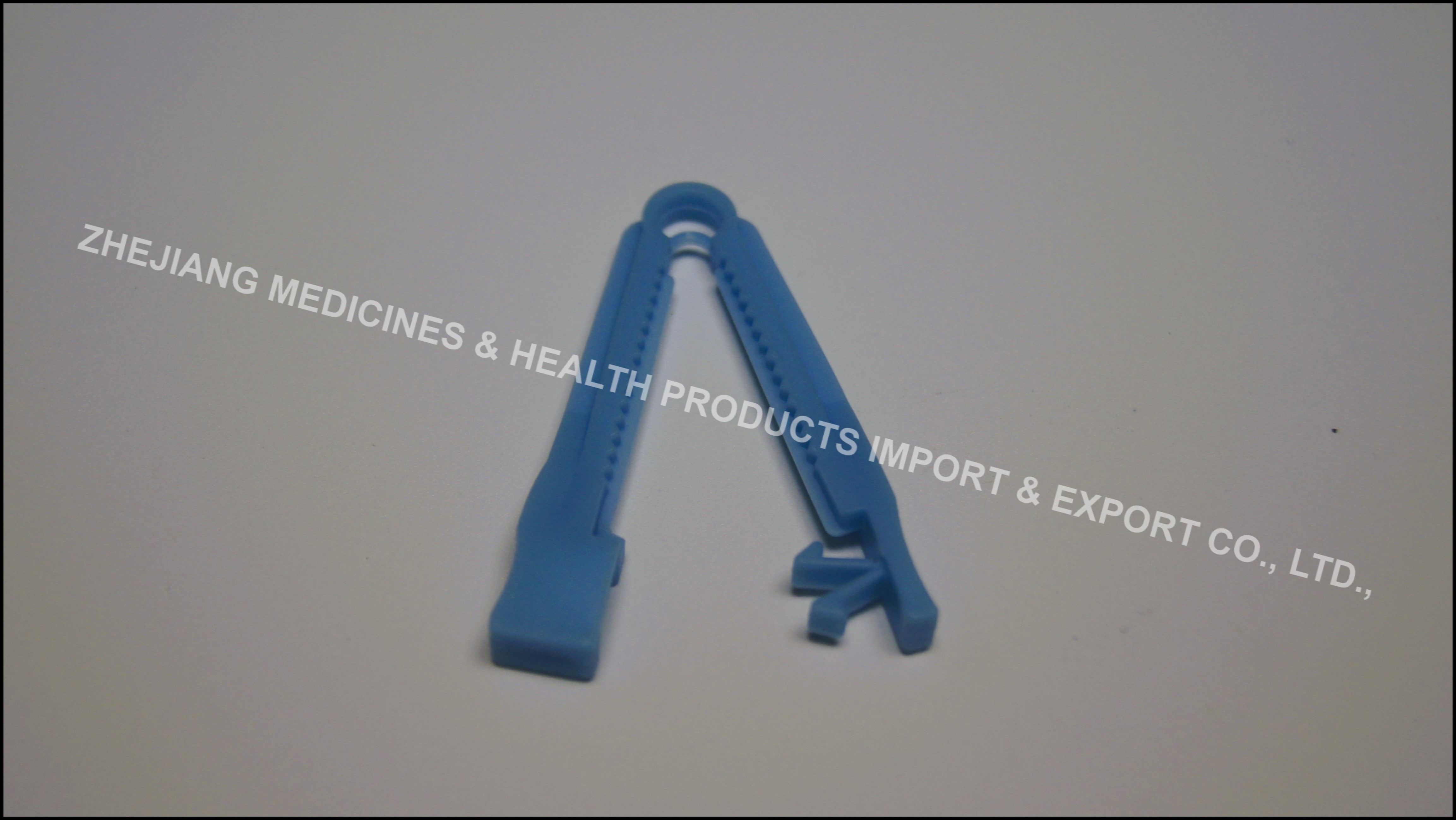 Disposable Umbilical Cord Clamp