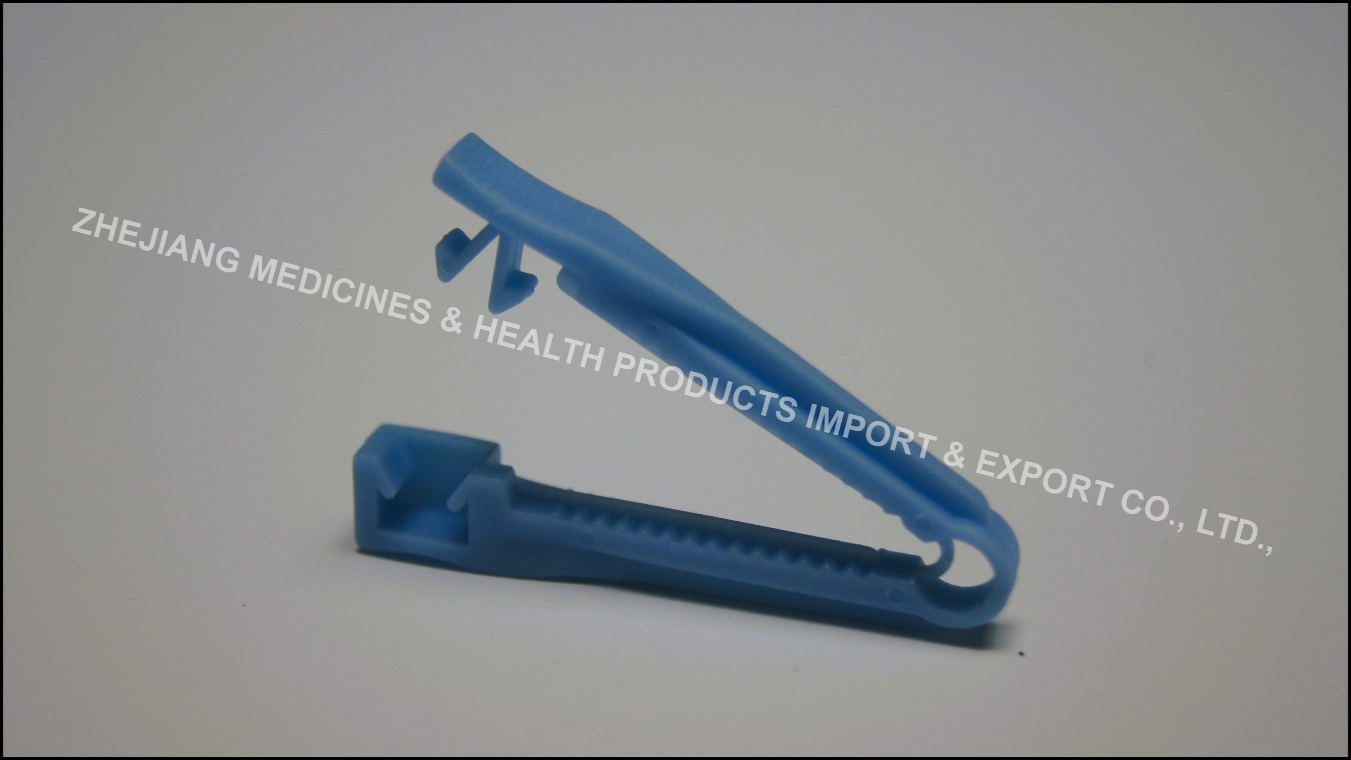 Disposable Umbilical Cord Clamp