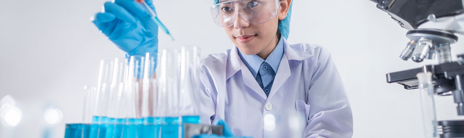   Zhejiang Medicines can provide R&D services for ROS developing and process parameters optimization of various structures, especially intermediates and API with high technical barriers, high difficulty and high value. Zhejiang Medicines has an experienced team of experts dedicated to solving problems in the synthesis process and providing technical support.<br>
We have long been committed to providing customized synthesis services for major pharmaceutical companies and scientific research institutions when they face problem in developing new molecules and new materials, so as to speed up the research and development progress, as well as reduce research time in compound synthesis and project cost.

